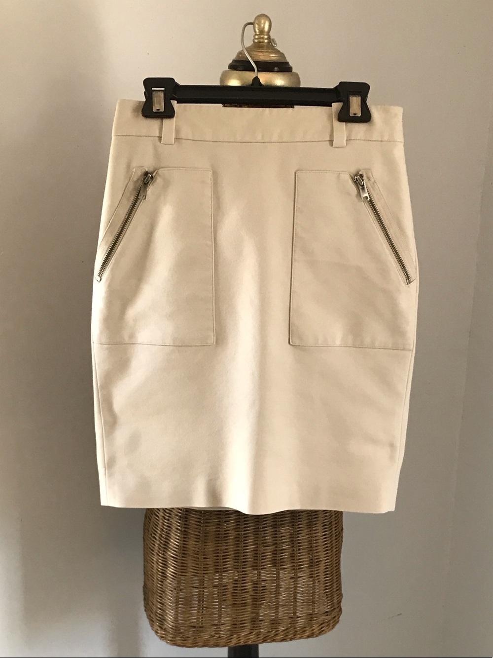 Ann Taylor Women’s Cream Zip-Pocket Pencil Skirt